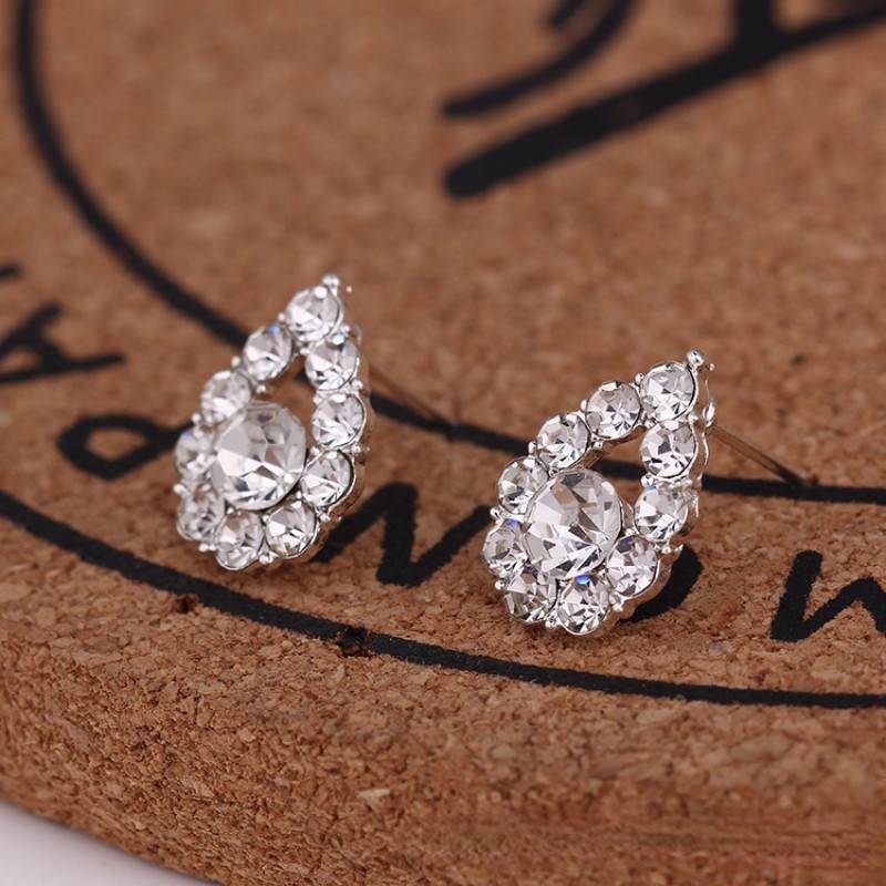 925 Silver Needle Earrings Women's Floor Stand Night Market Source Korean Fashion New Popular Earrings Wholesale Popular Earrings