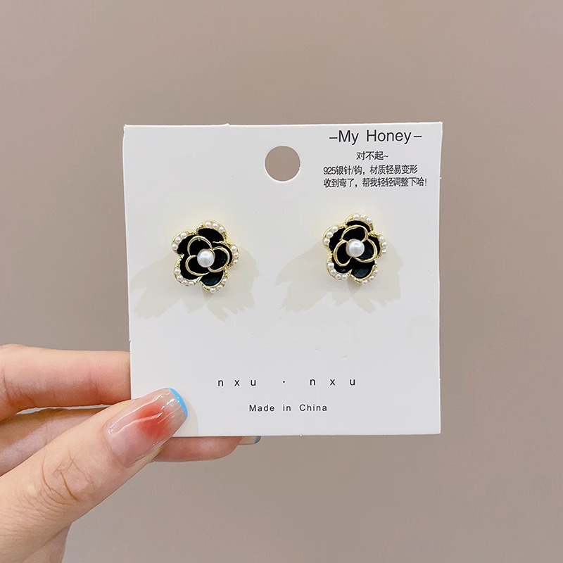 925 Silver Needle Earrings Women's Floor Stand Night Market Source Korean Fashion New Popular Earrings Wholesale Popular Earrings