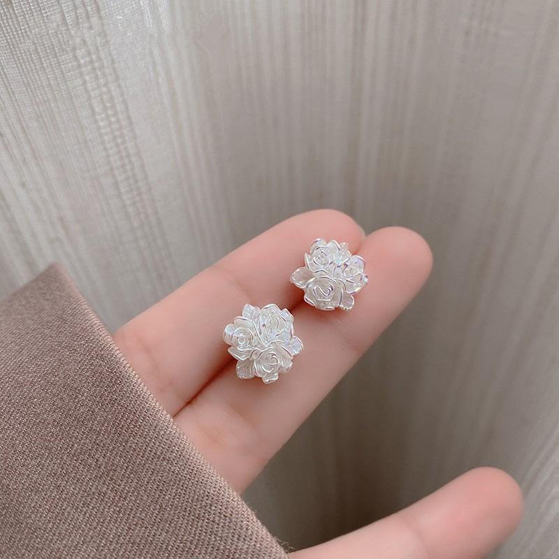 New S925 Silver Needle Earrings Fashion Pearl Popular Earrings Fairy Little Fresh And Simple Temperament Jewelry Wholesale Girl