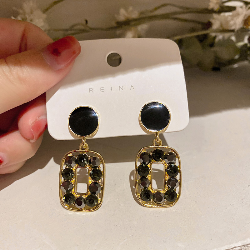 925 Silver Needle Placed On The Ground Stall Night Market Supply Source Earrings Female Korean Fashion Network Popular Live Broadcast Popular Earrings Earrings Wholesale